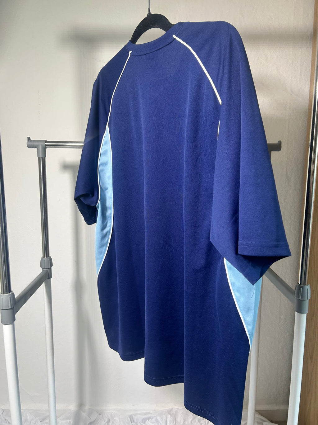 Adidas T-Shirt